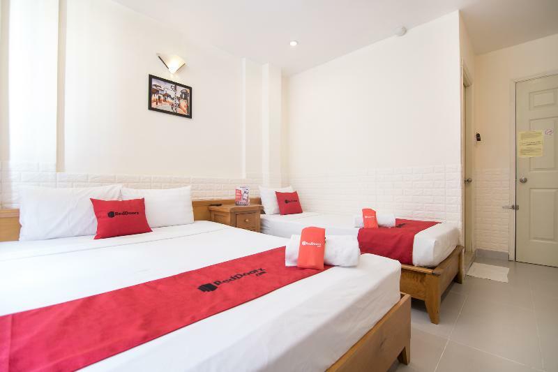 Reddoorz @ Pham Ngu Lao Street 3 Hotel Ho Chi Minh City Exterior photo